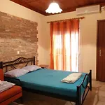 Mitikas And Kamp alanı Plaka Litochoro