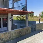 Mitikas And Kamp alanı *