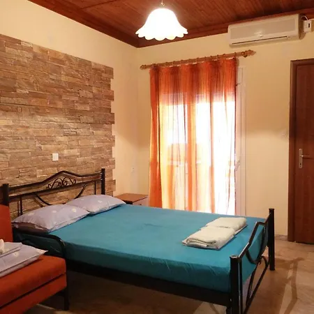 Mitikas And Camping Plaka Litochorou